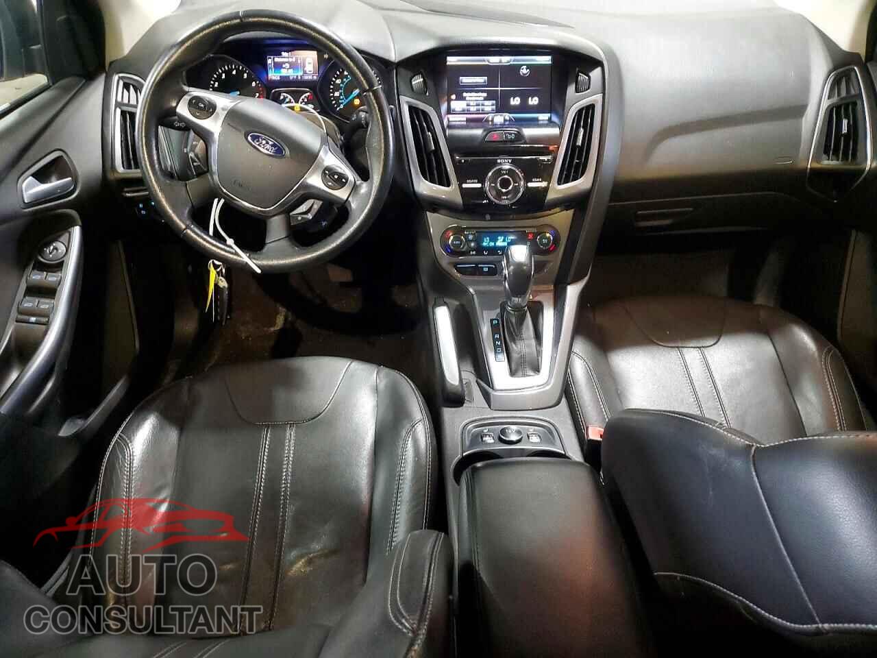 FORD FOCUS 2013 - 1FADP3J2XDL144969