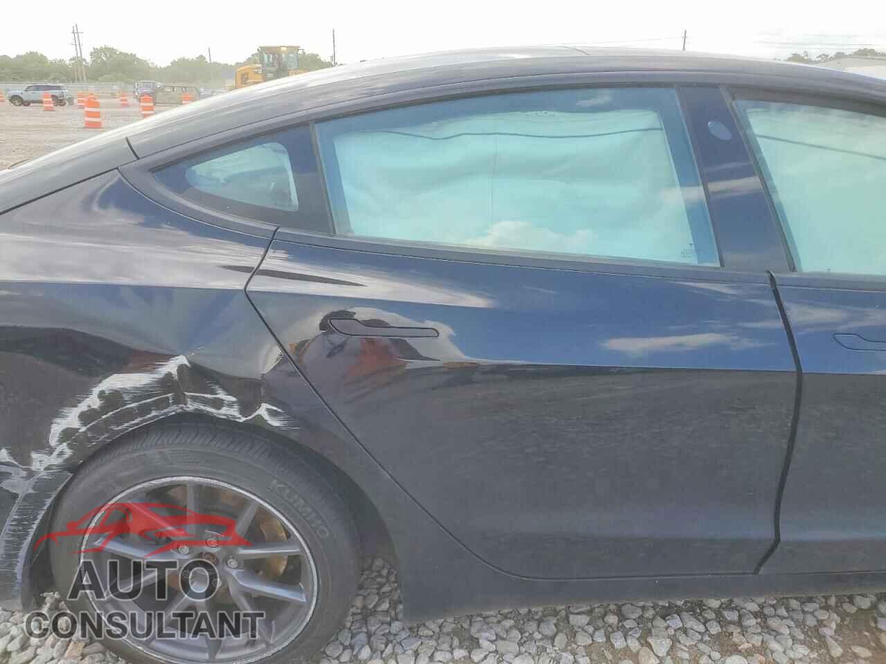 TESLA MODEL 3 2023 - 5YJ3E1EB5PF629120