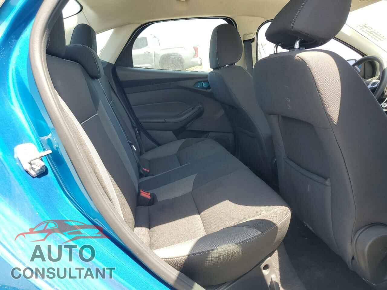 FORD FOCUS 2014 - 1FADP3F26EL185299