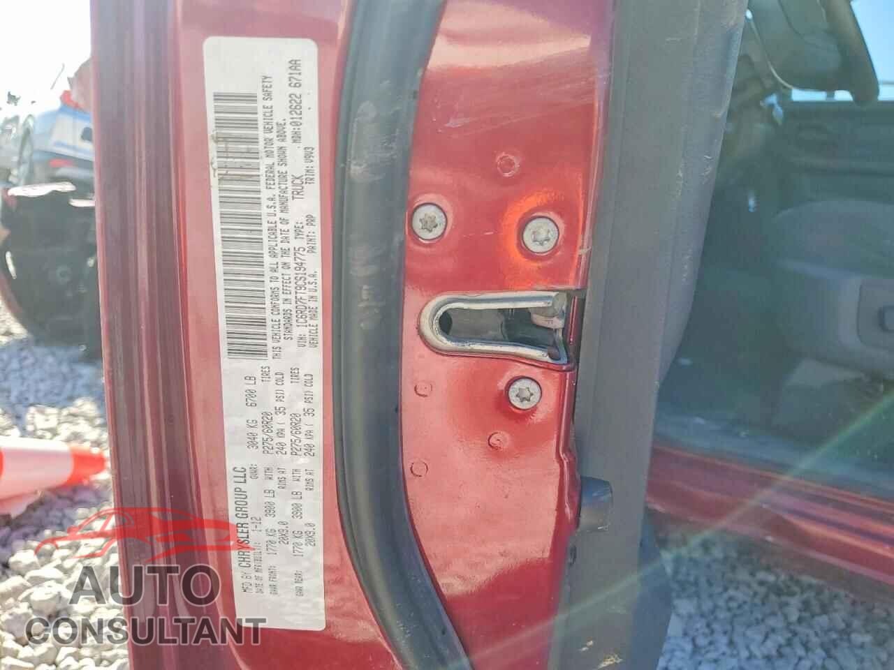 DODGE RAM 1500 2012 - 1C6RD7FT9CS194775
