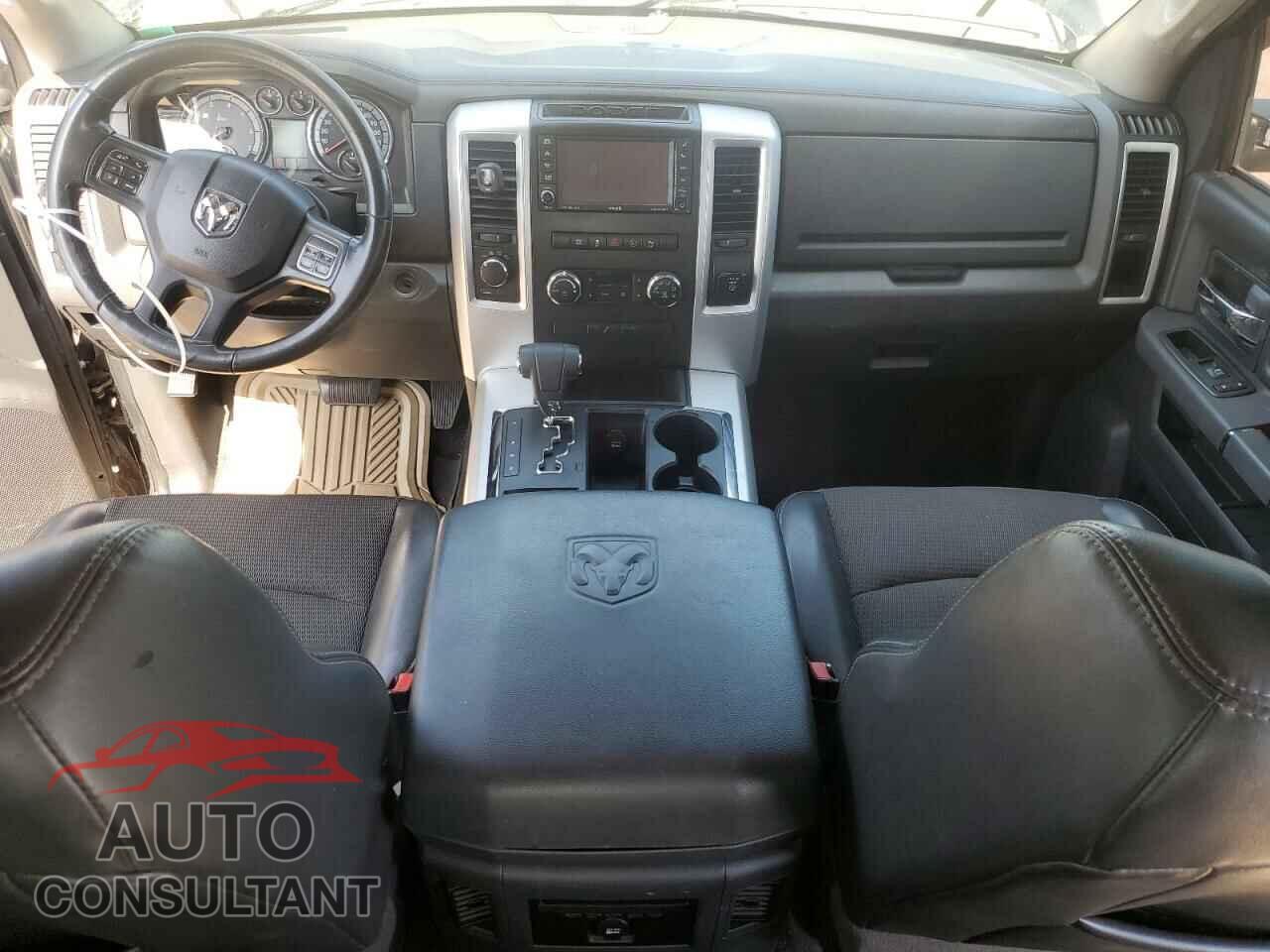 DODGE RAM 1500 2012 - 1C6RD7MT8CS188923