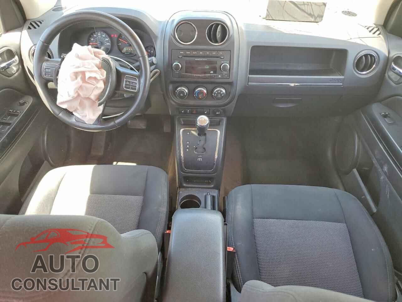 JEEP COMPASS 2013 - 1C4NJCEB8DD218538