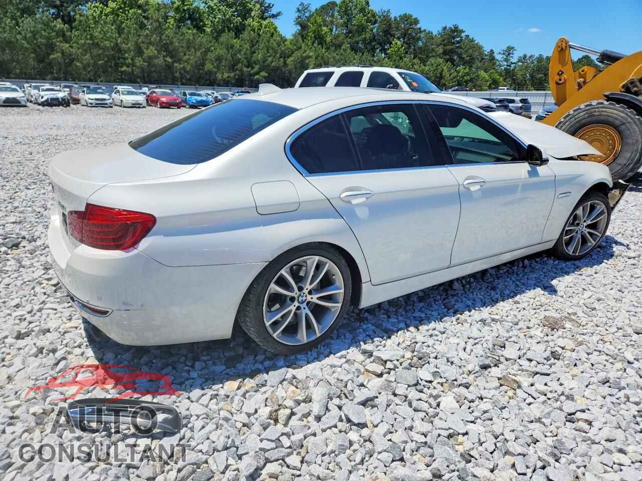 BMW 5 SERIES 2014 - WBA5B1C52ED483727