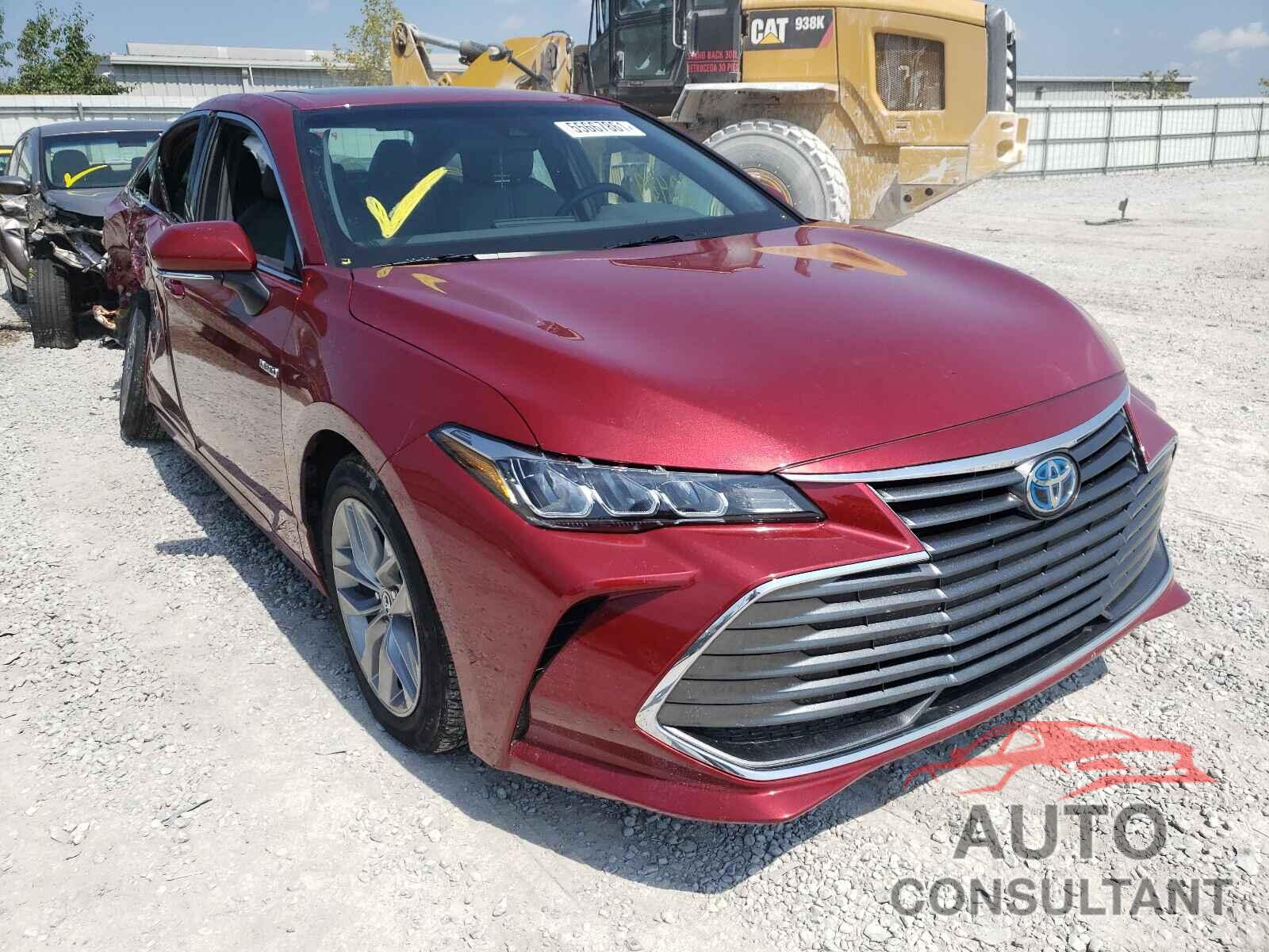 TOYOTA AVALON 2019 - 4T1B21FB8KU004208