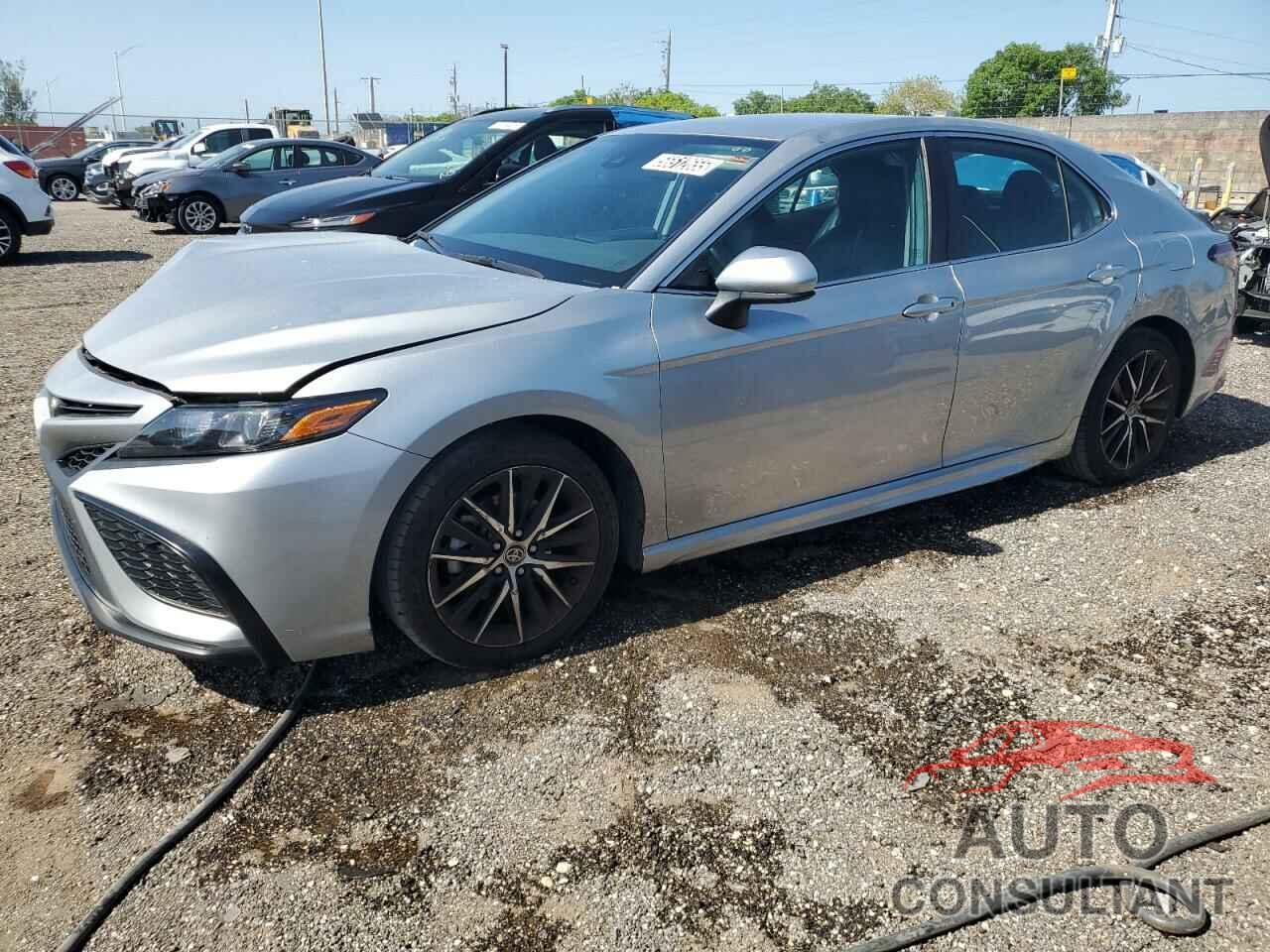TOYOTA CAMRY 2021 - 4T1G11AK1MU464099