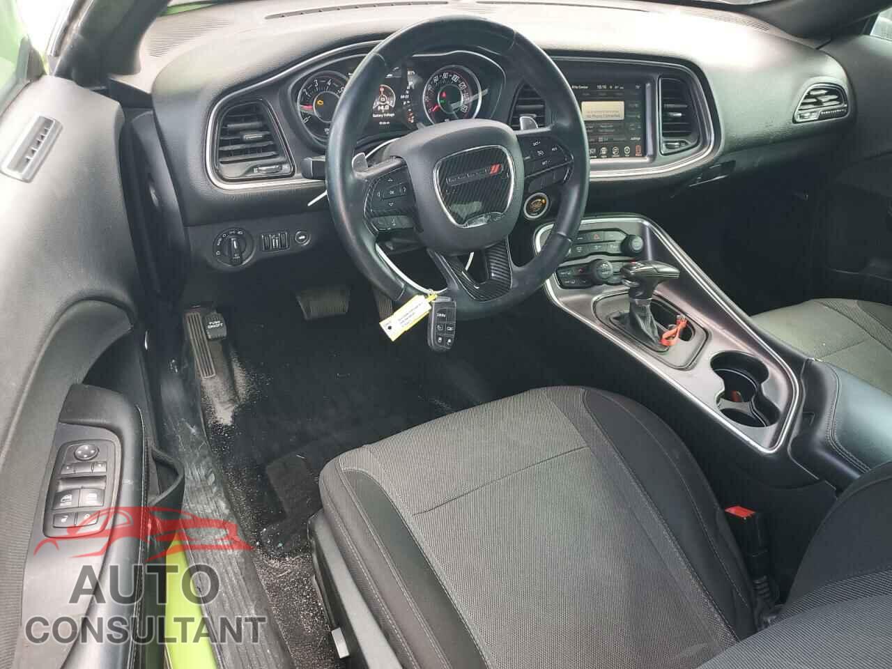 DODGE CHALLENGER 2015 - 2C3CDZAT3FH704006