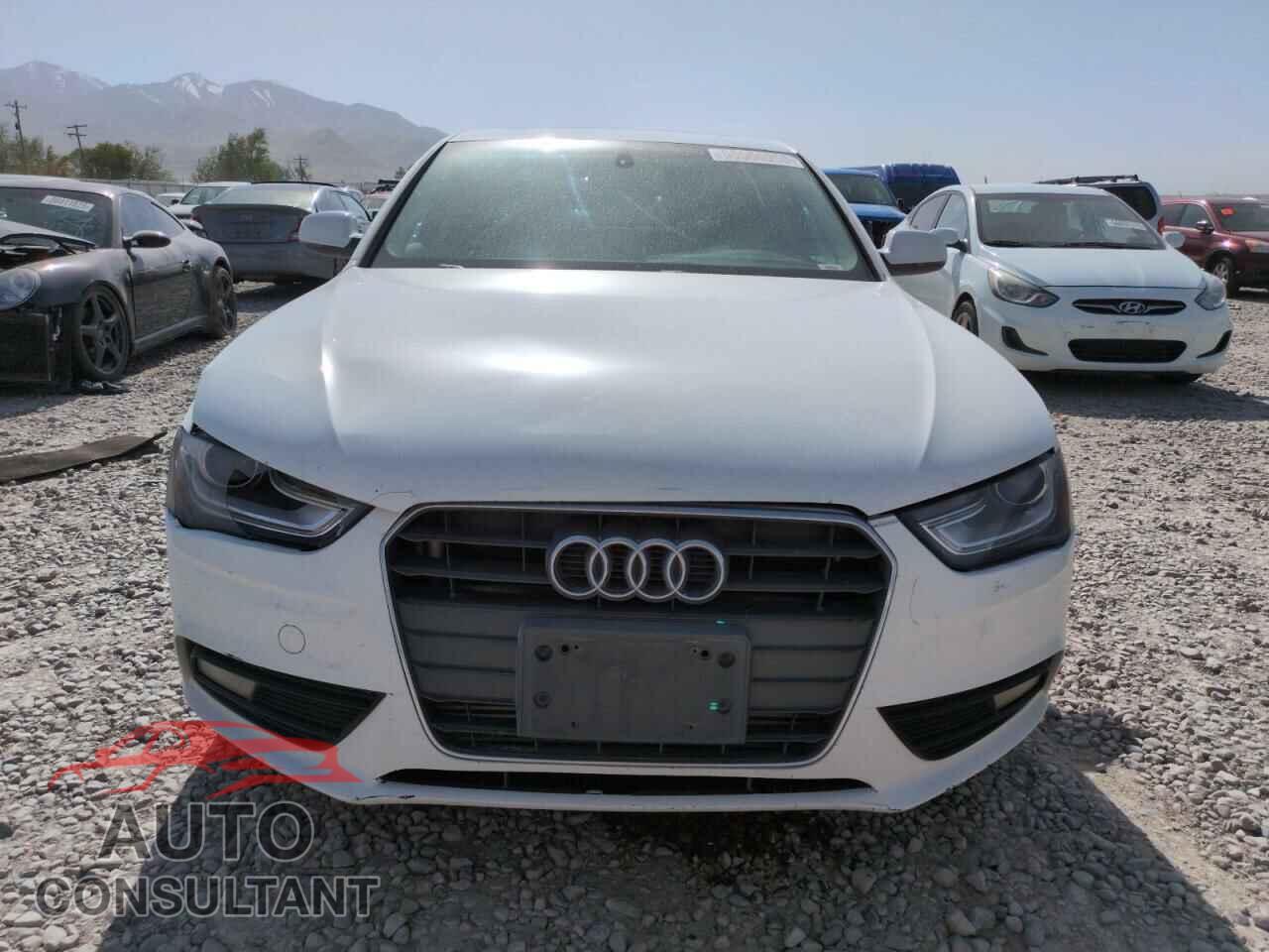AUDI A4 2013 - WAUFFAFL3DN003335