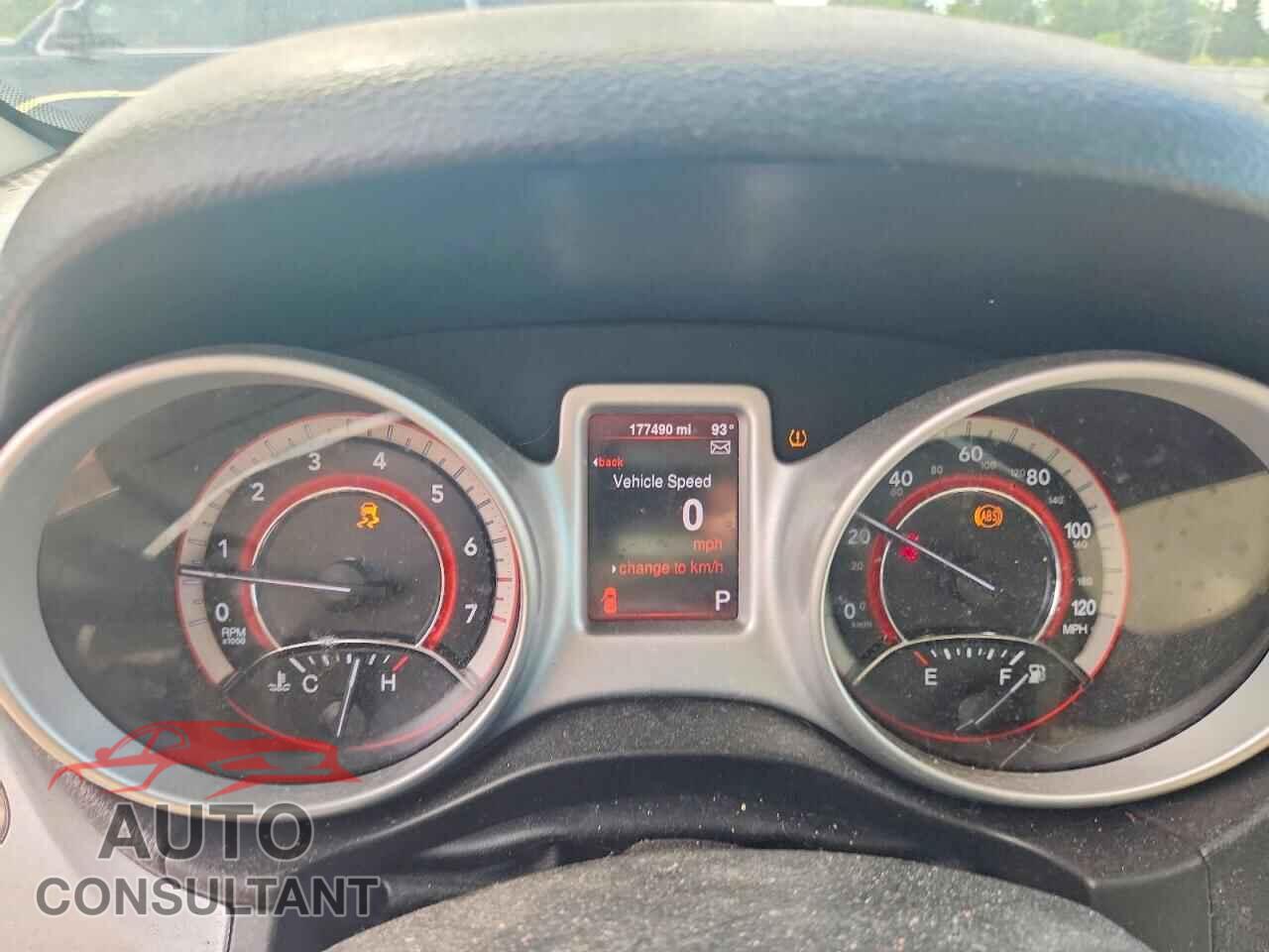 DODGE JOURNEY 2013 - 3C4PDCDG8DT557260
