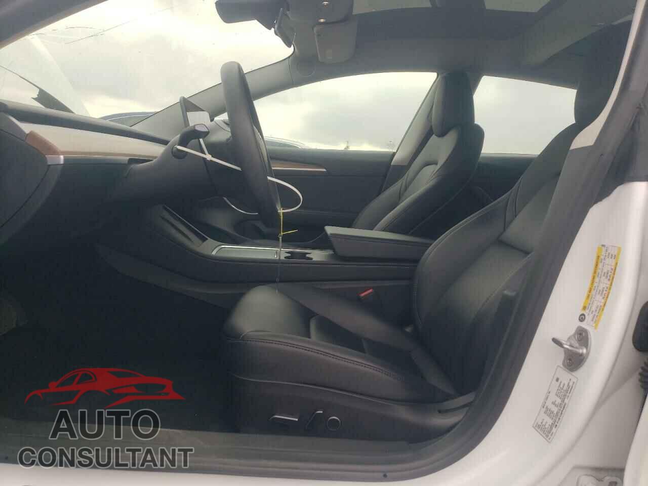TESLA MODEL 3 2023 - 5YJ3E1EA8PF490852