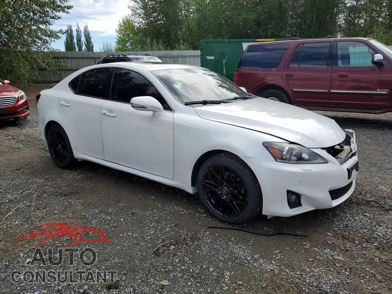 LEXUS IS 2011 - JTHBF5C25B5133701
