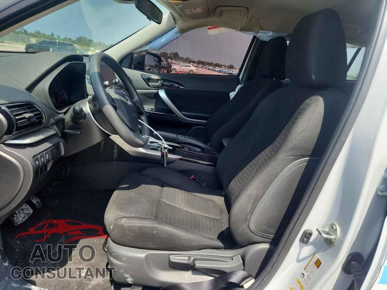 MITSUBISHI ECLIPSE 2024 - JA4ATVAA8RZ051989