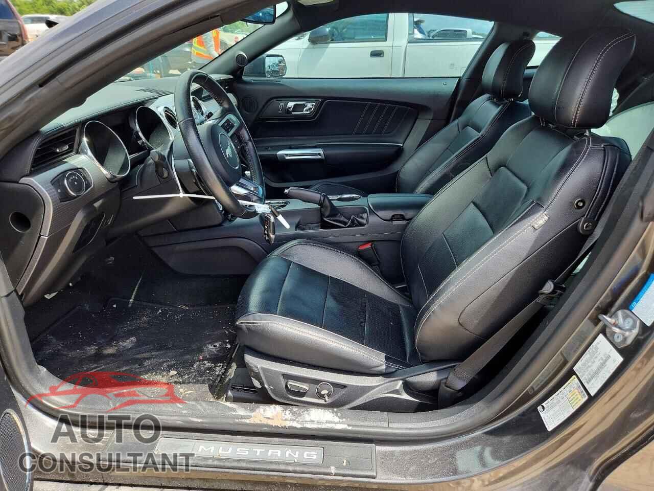 FORD MUSTANG 2017 - 1FA6P8TH0H5286684