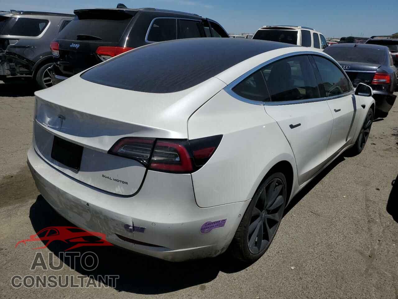 TESLA MODEL 3 2019 - 5YJ3E1EB7KF213014