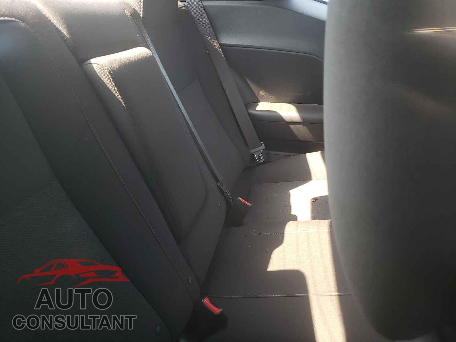 DODGE CHALLENGER 2016 - 2C3CDZBT2GH157973