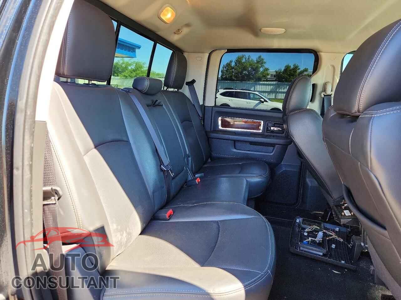 DODGE RAM 1500 2012 - 1C6RD7NT9CS172132
