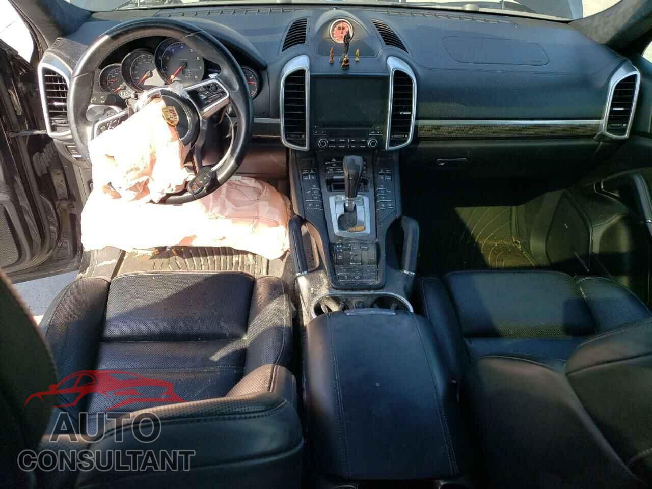 PORSCHE CAYENNE 2017 - WP1AC2A2XHLA92122
