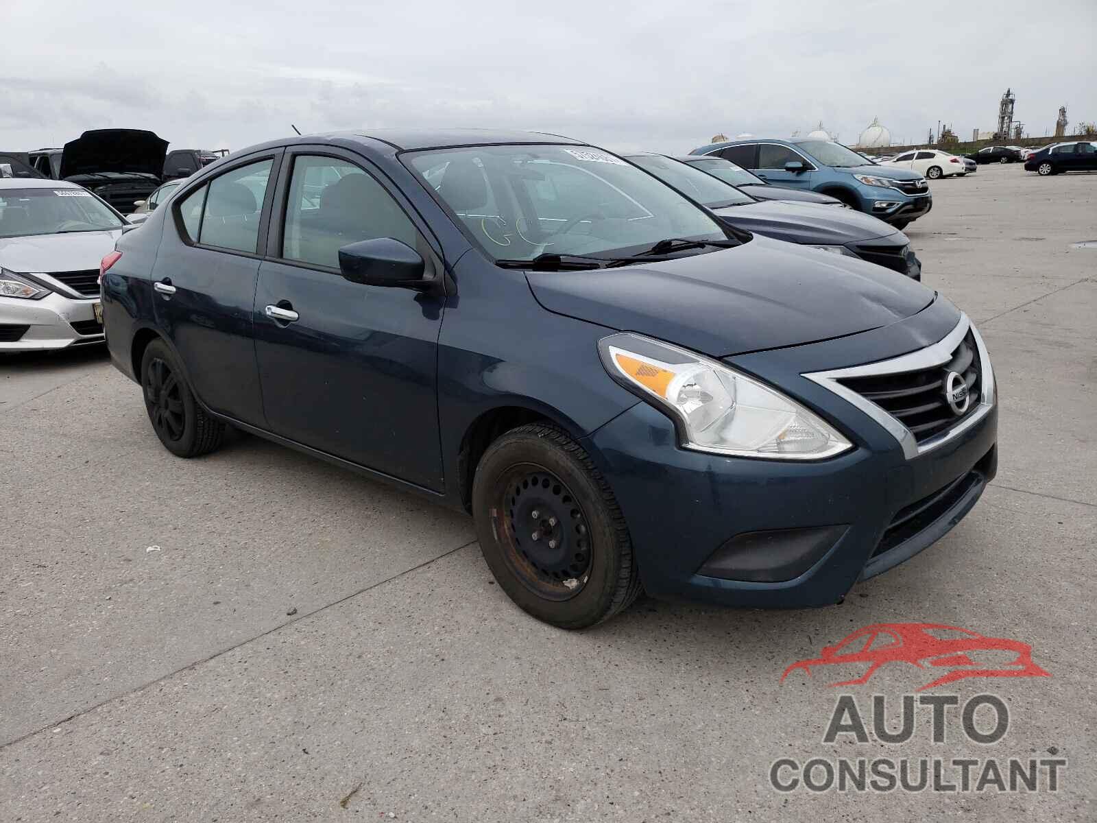 NISSAN VERSA 2017 - 3N1CN7AP8HL857395