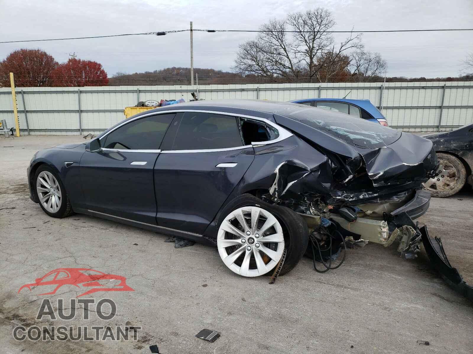 TESLA MODEL S 2017 - 5YJSA1E2XHF230325