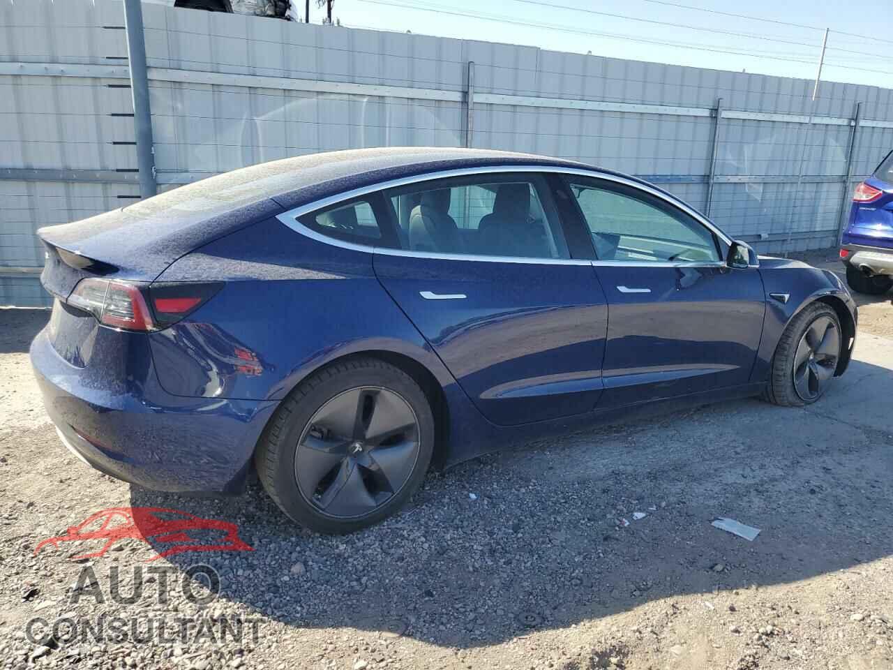 TESLA MODEL 3 2018 - 5YJ3E1EBXJF105307