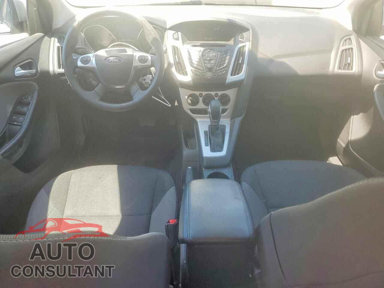 FORD FOCUS 2014 - 1FADP3F24EL460801