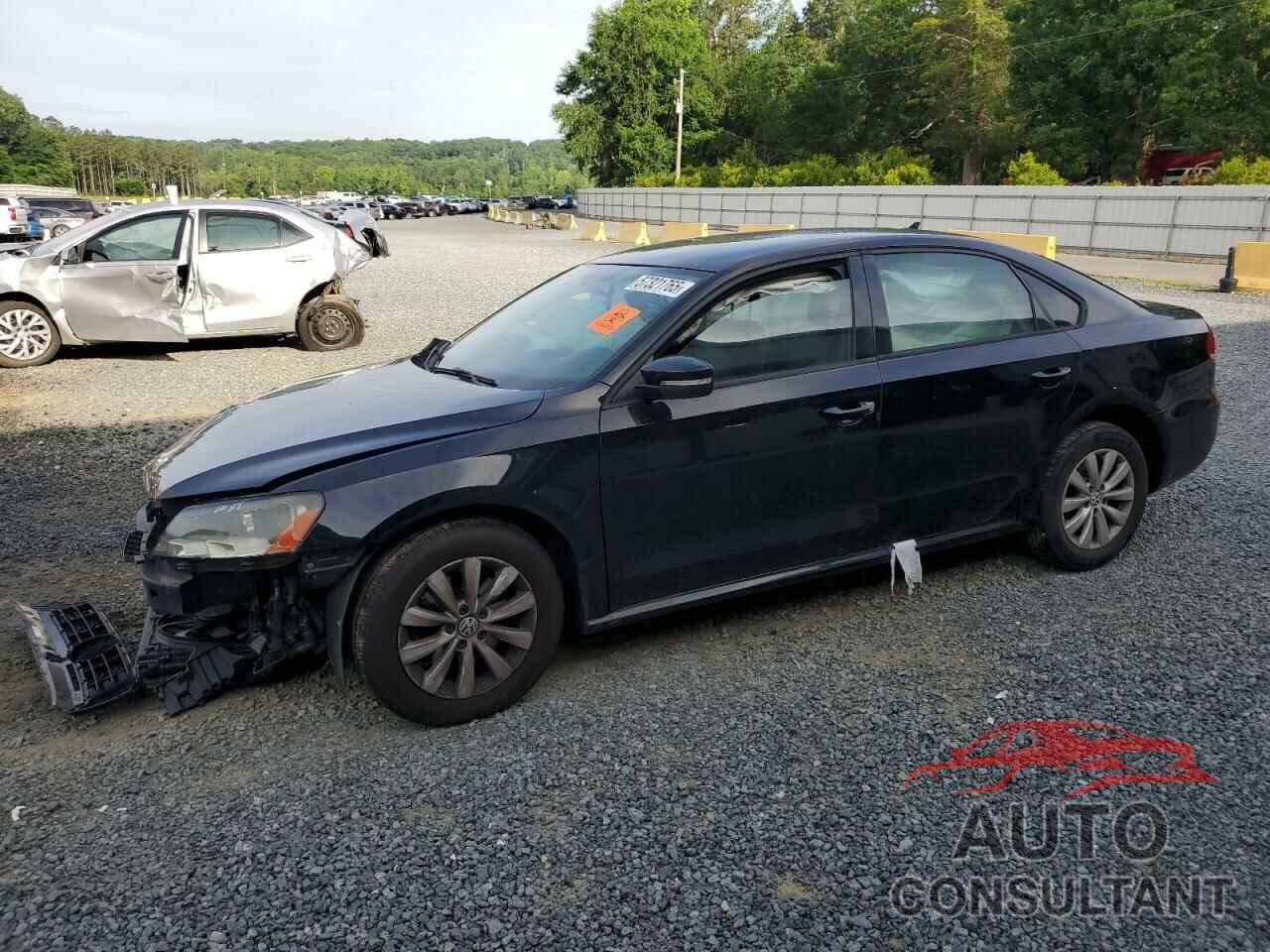 VOLKSWAGEN PASSAT 2015 - 1VWAT7A38FC062182