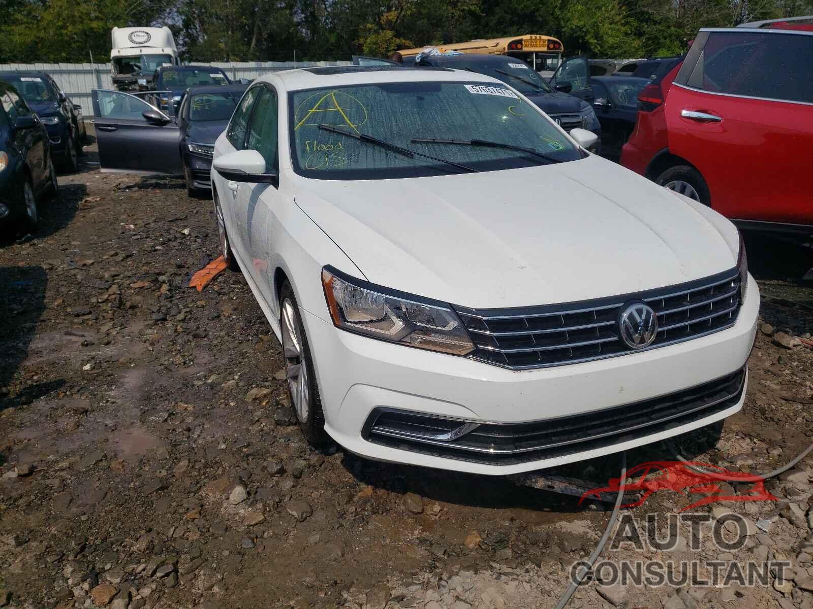 VOLKSWAGEN PASSAT 2019 - 1VWLA7A36KC010994