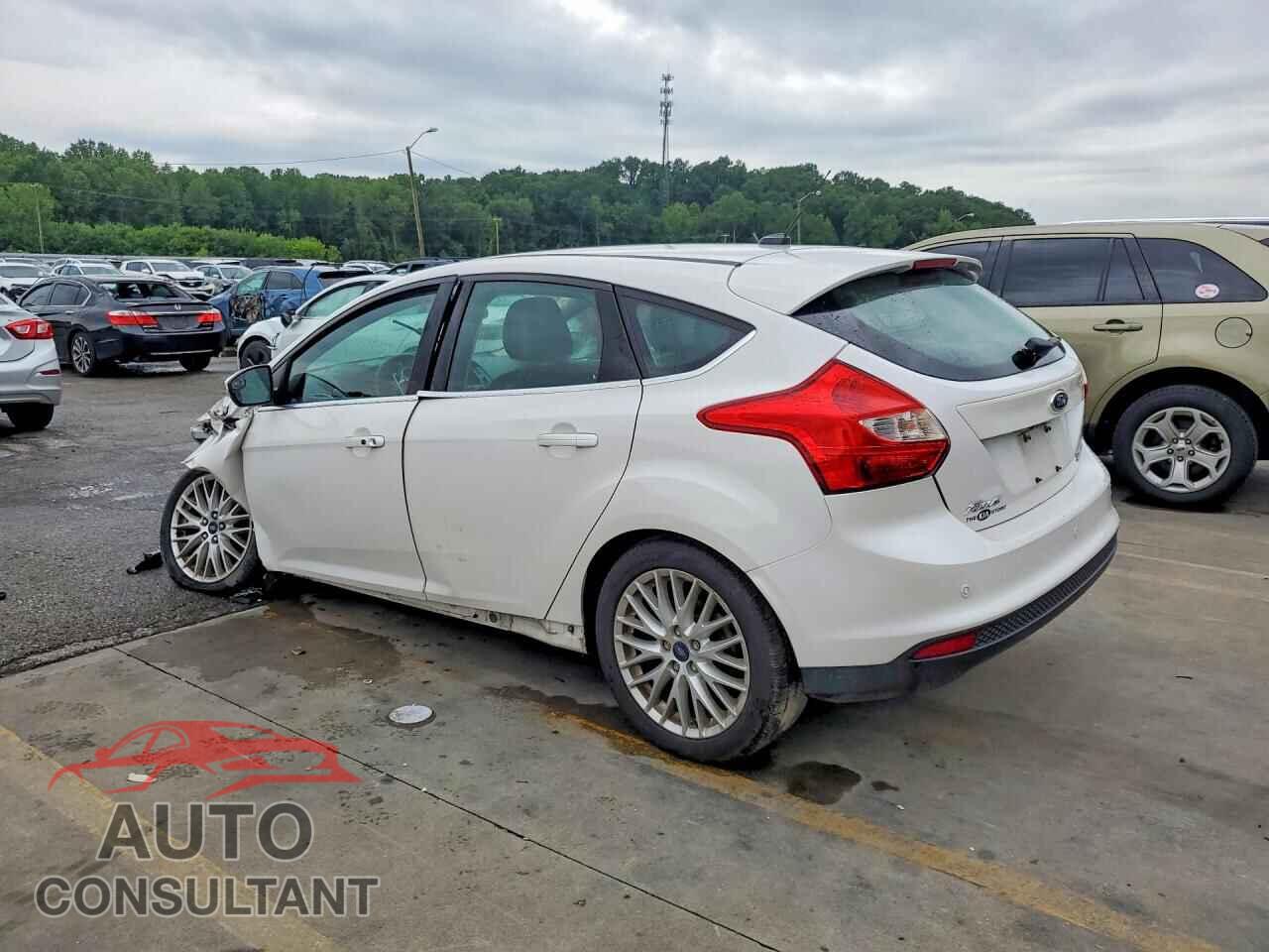 FORD FOCUS 2014 - 1FADP3N25EL183156