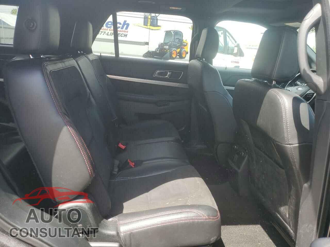 FORD EXPLORER 2018 - 1FM5K8D89JGA75640