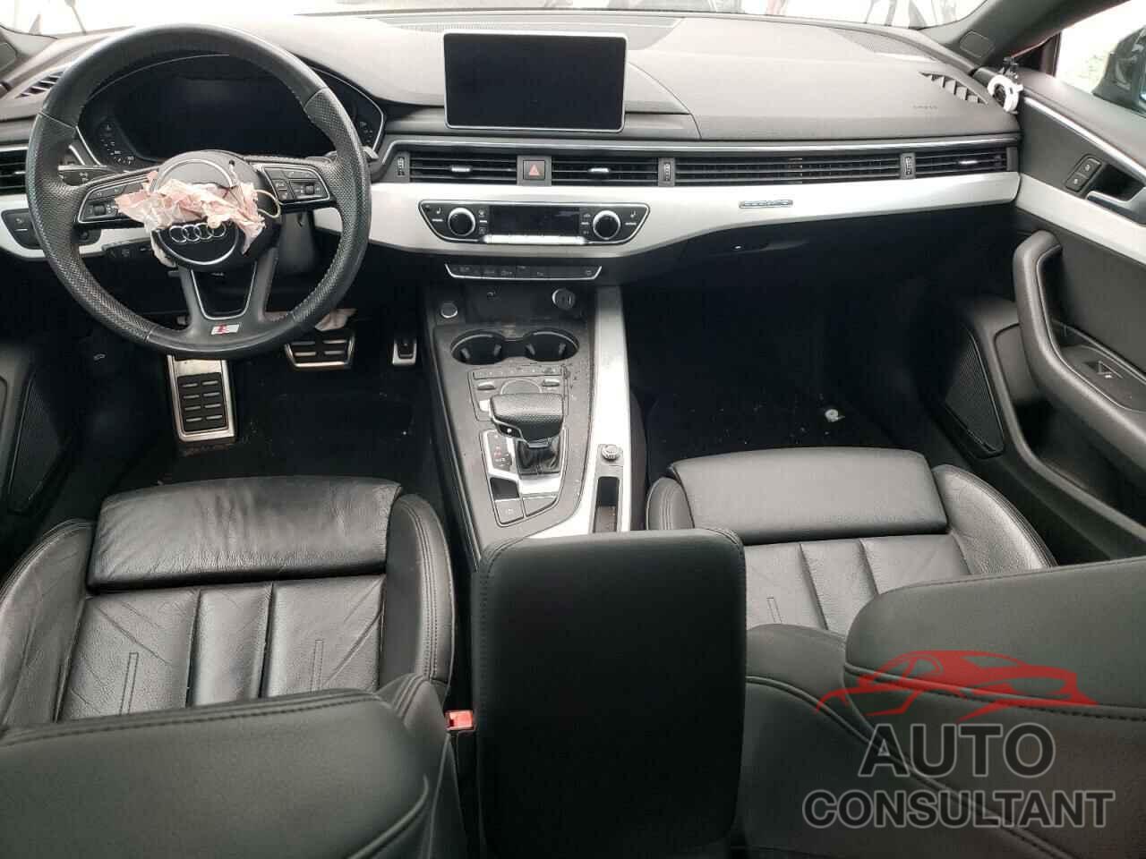 AUDI A5 2019 - WAUFNCF55KA040858