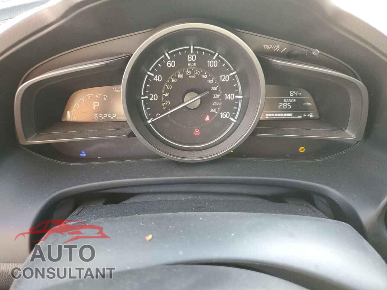MAZDA 3 2017 - 3MZBN1L70HM101618