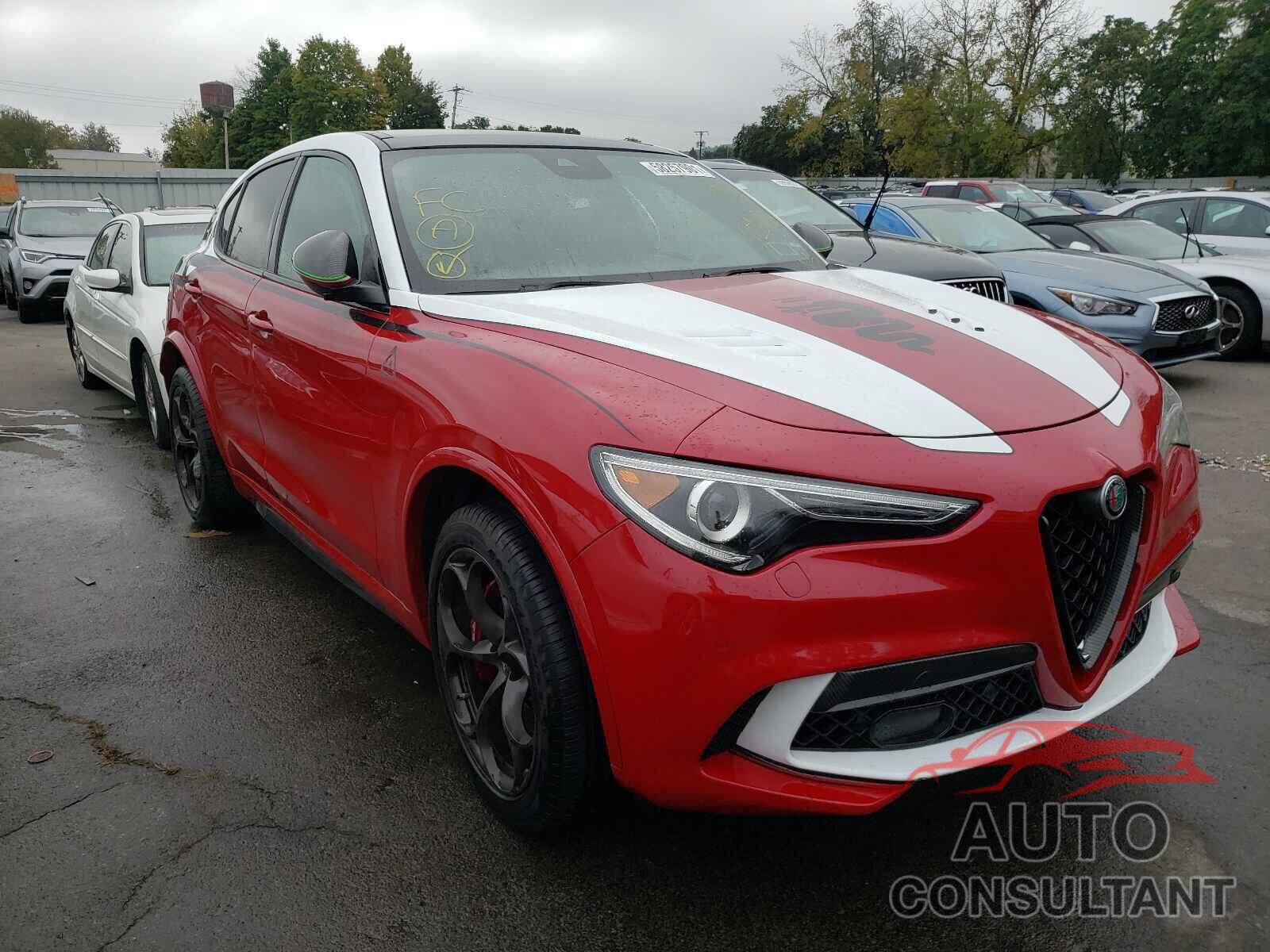 ALFA ROMEO STELVIO 2018 - ZASFAKEV8J7C14046