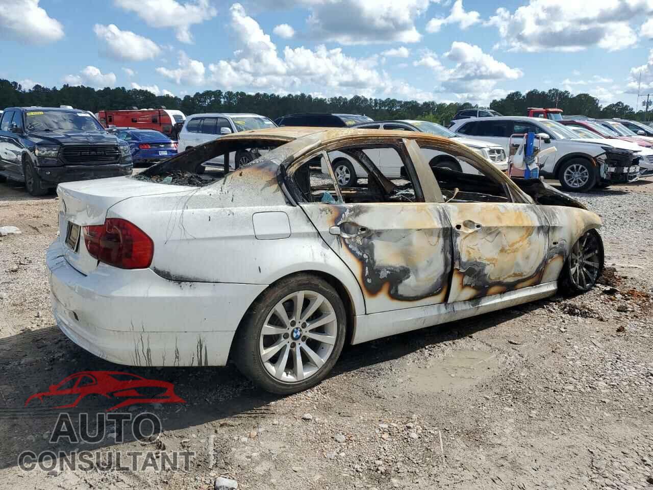 BMW 3 SERIES 2011 - WBAPH7C59BE679602