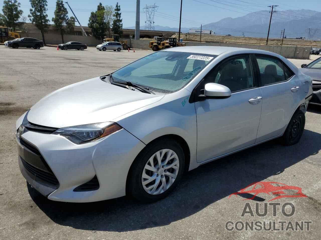 TOYOTA COROLLA 2018 - 5YFBURHE9JP758900