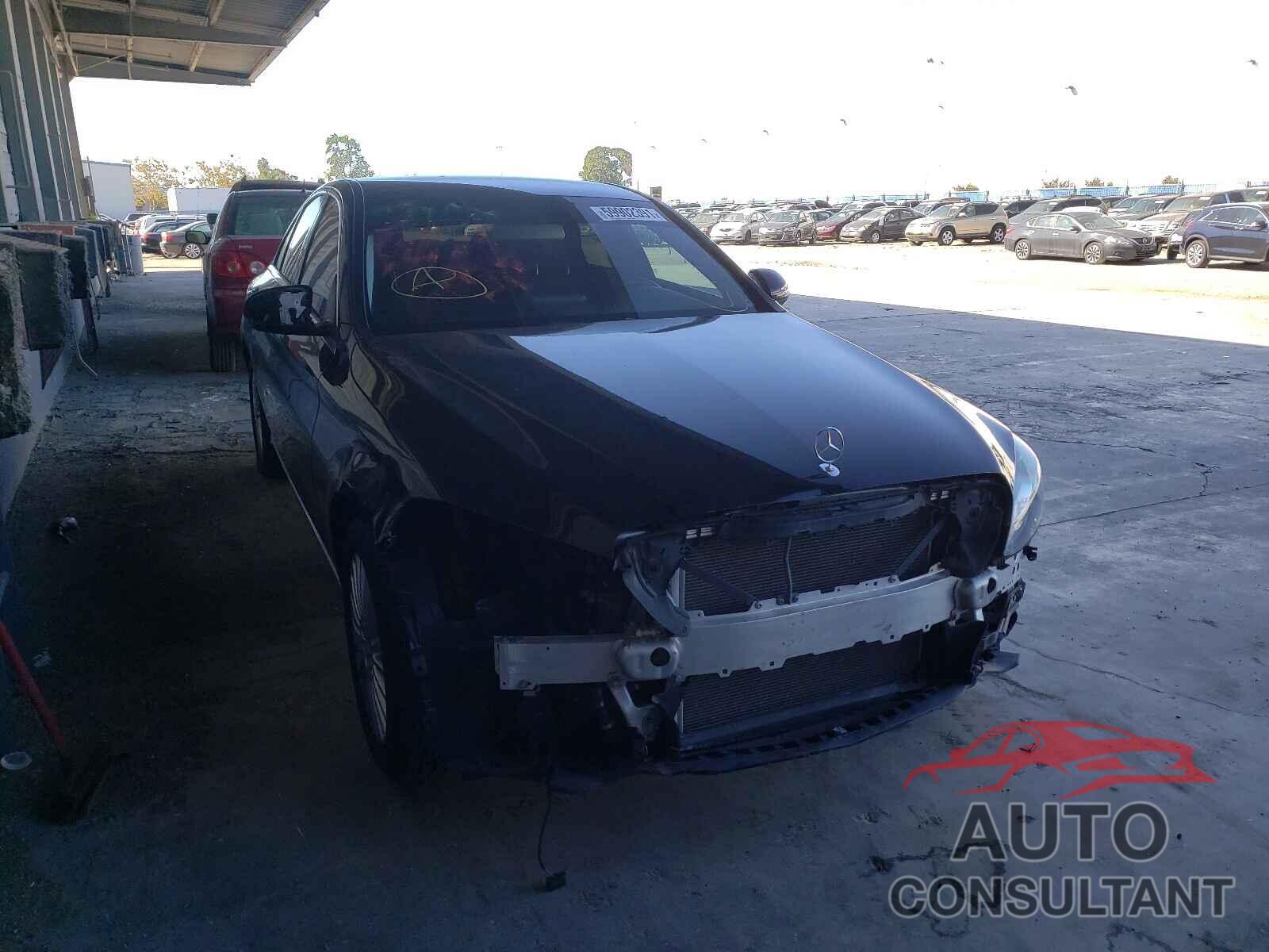 MERCEDES-BENZ C-CLASS 2017 - 55SWF4JB1HU223000