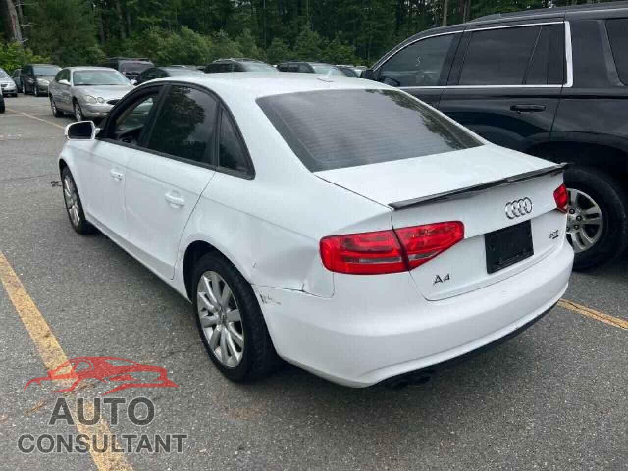 AUDI A4 2013 - WAUBFAFL0DN036100