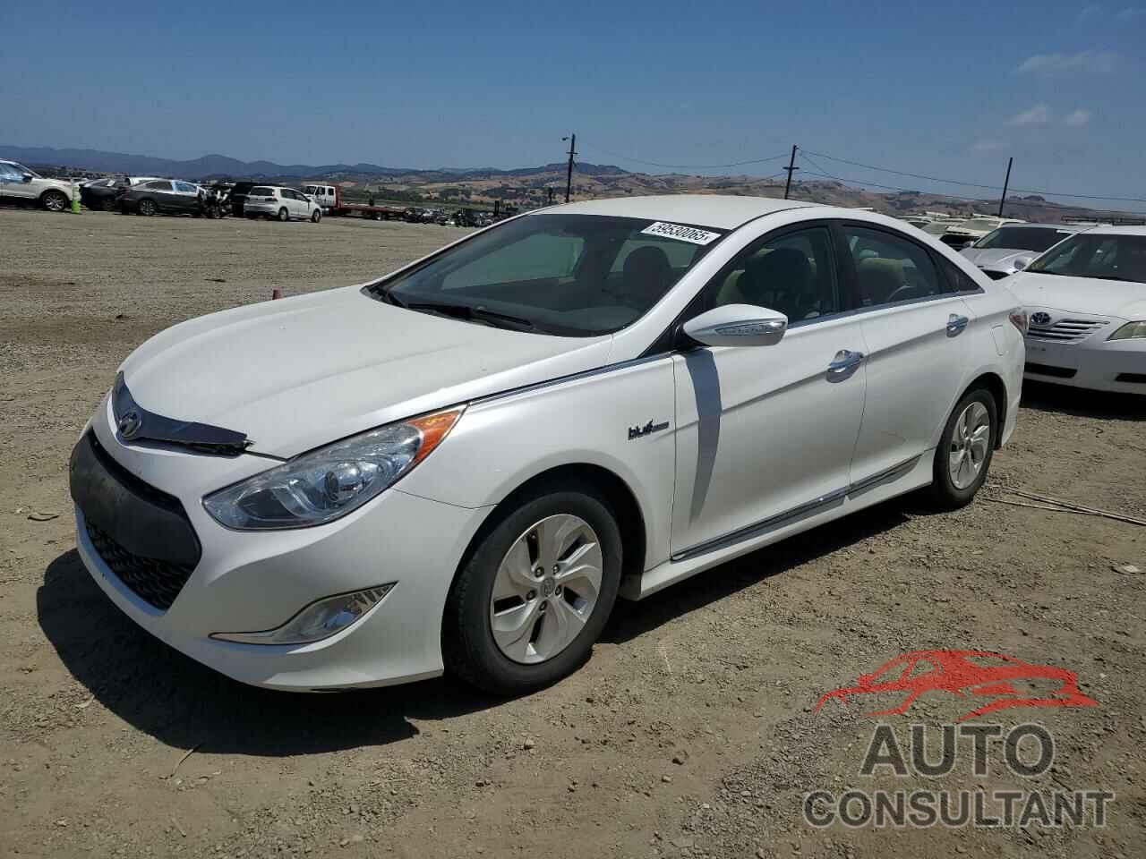HYUNDAI SONATA 2015 - KMHEC4A44FA135177