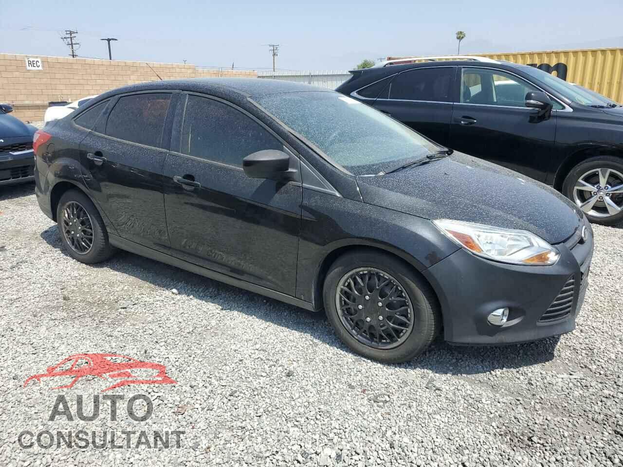 FORD FOCUS 2012 - 1FAHP3F22CL372232