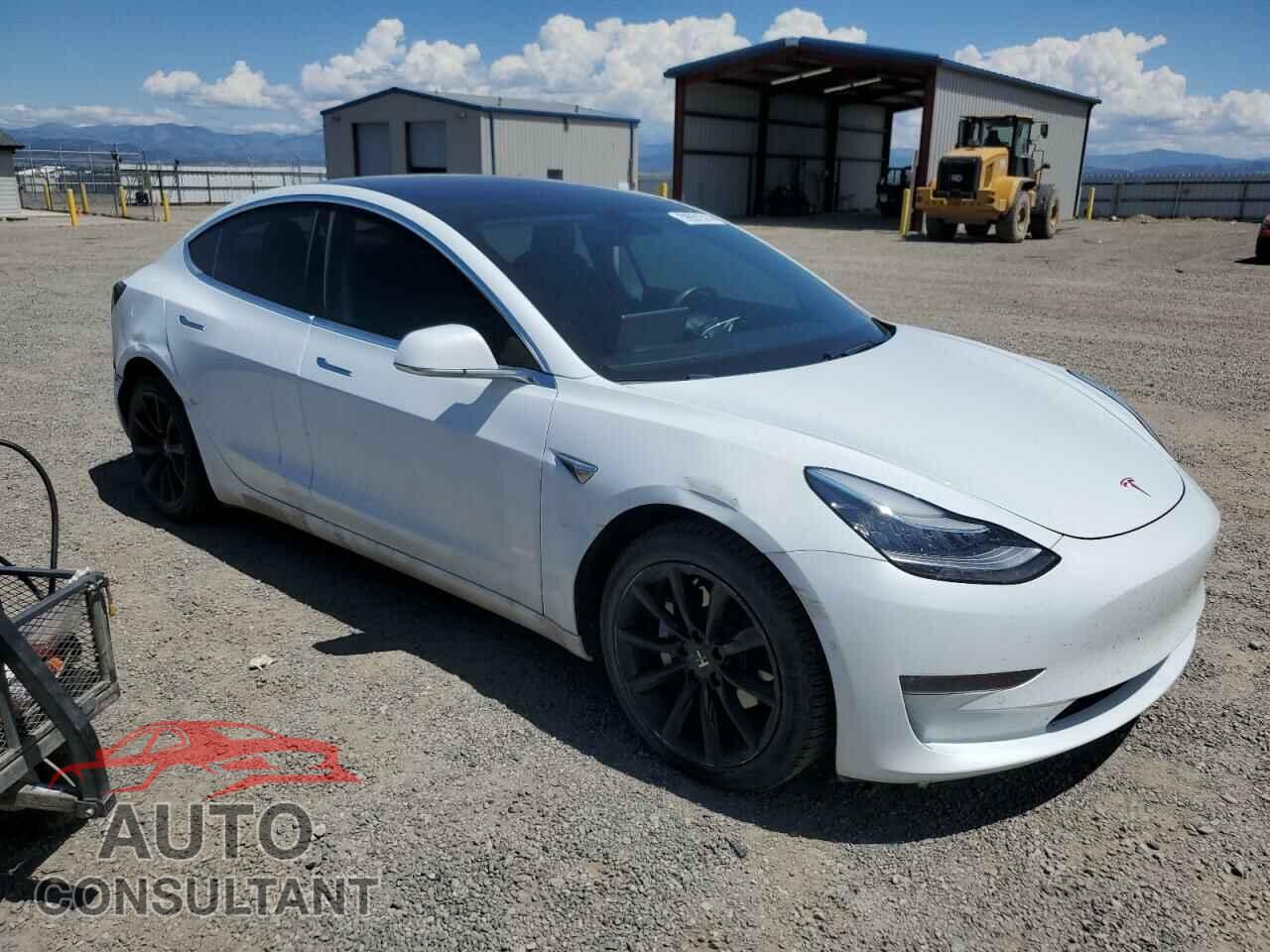 TESLA MODEL 3 2018 - 5YJ3E1EB0JF092552