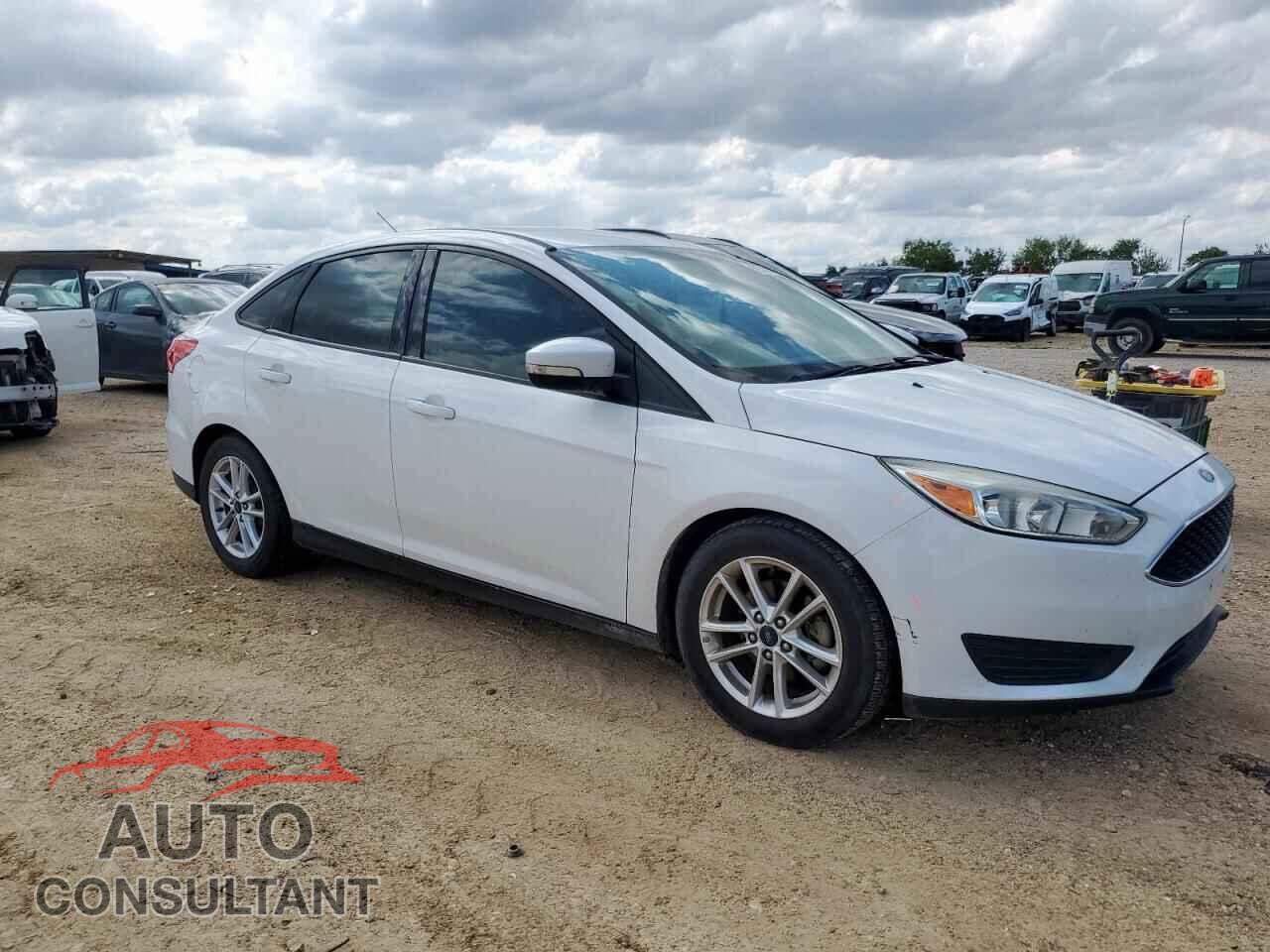 FORD FOCUS 2016 - 1FADP3F22GL297228