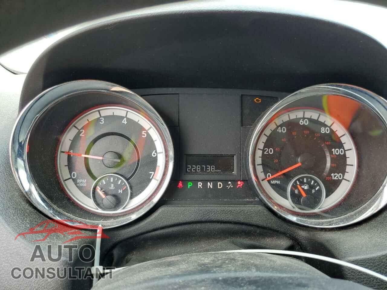 DODGE CARAVAN 2011 - 2D4RN3DGXBR705594