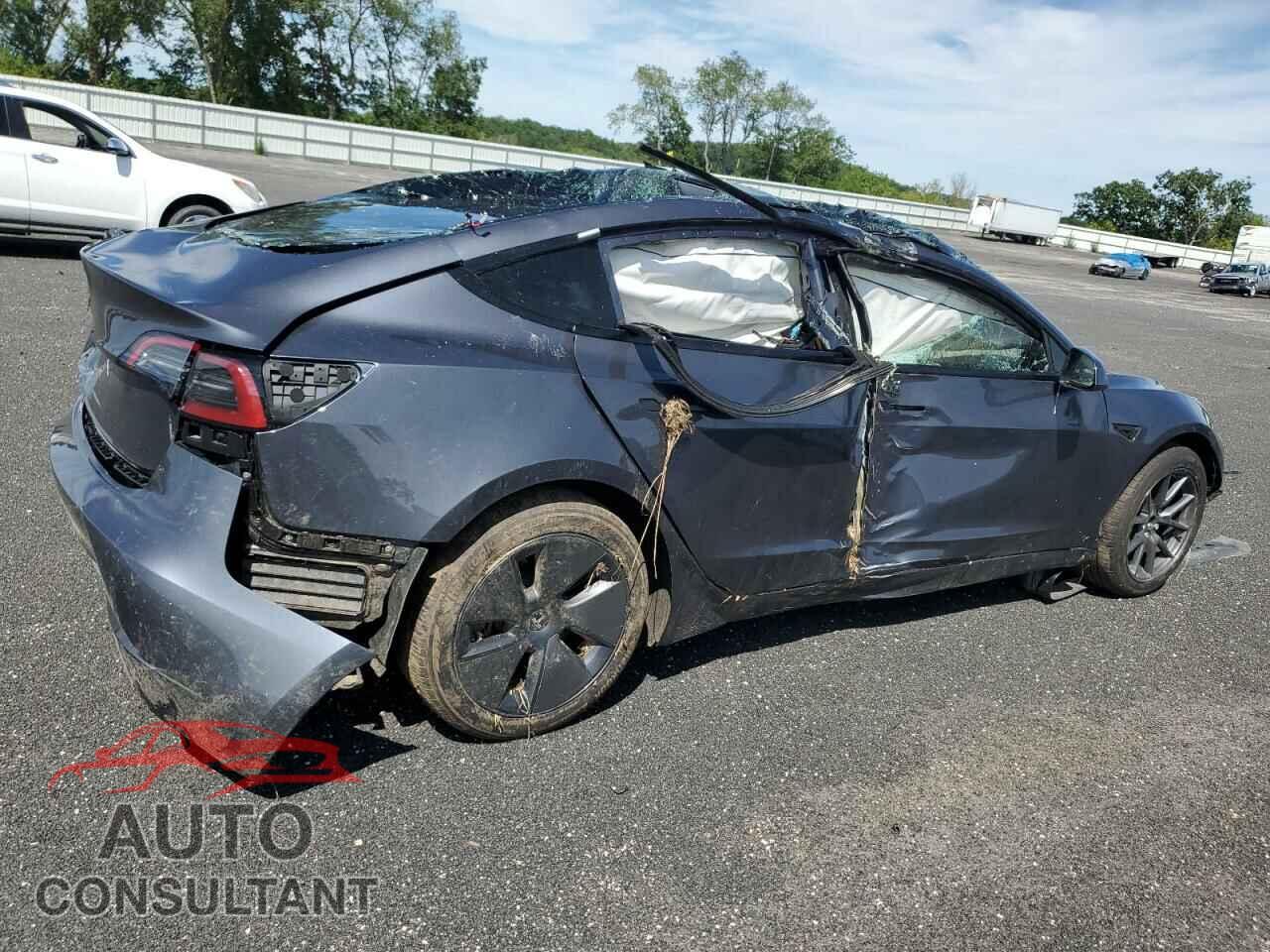 TESLA MODEL 3 2023 - 5YJ3E1EA3PF690568