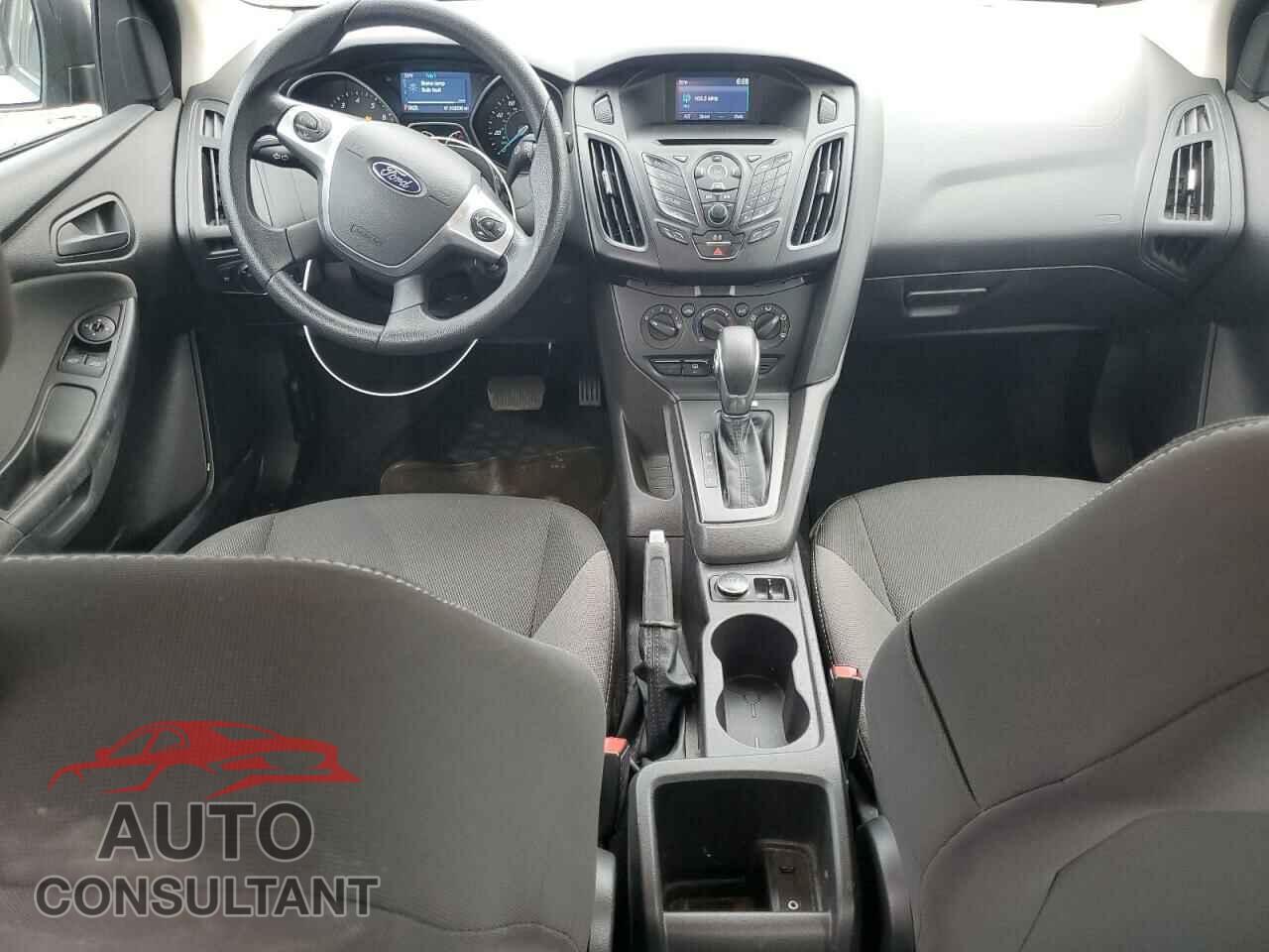 FORD FOCUS 2014 - 1FADP3E2XEL274407