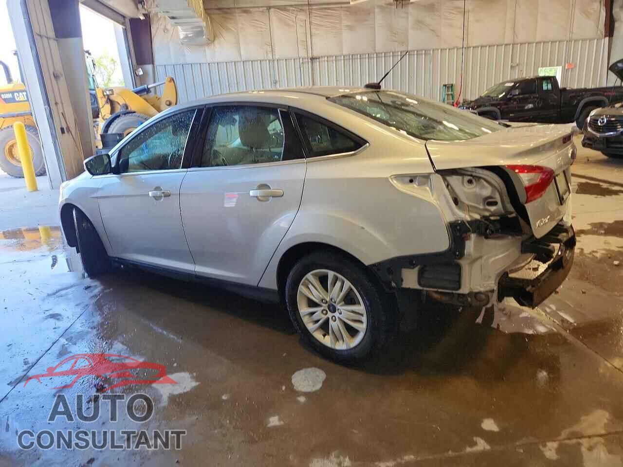 FORD FOCUS 2012 - 1FAHP3H22CL293902