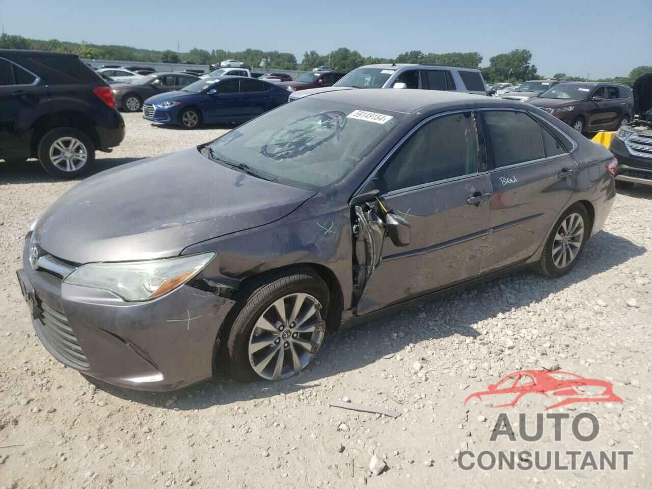 TOYOTA CAMRY 2016 - 4T4BF1FK2GR540590