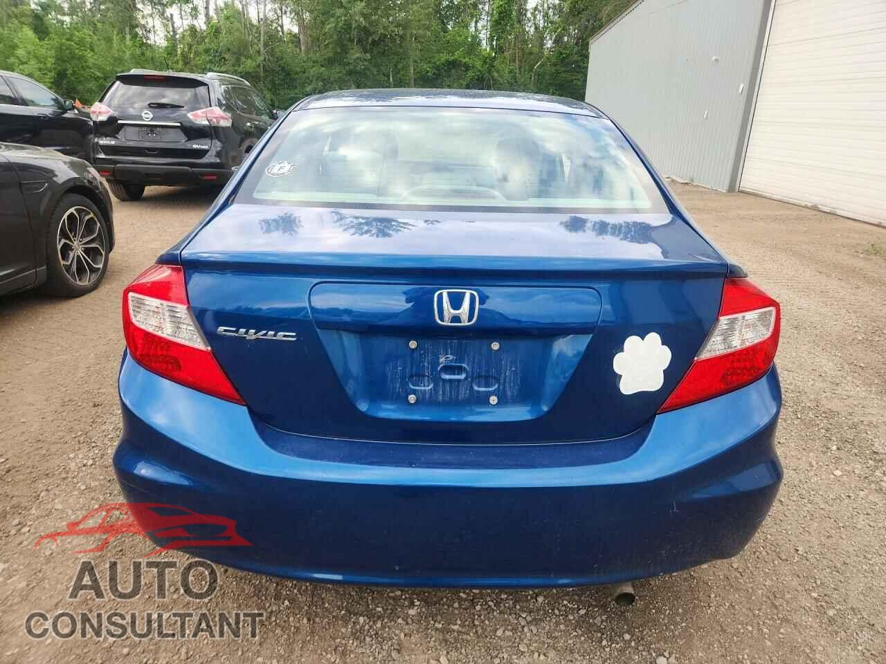 HONDA CIVIC 2012 - 2HGFB2E49CH024374