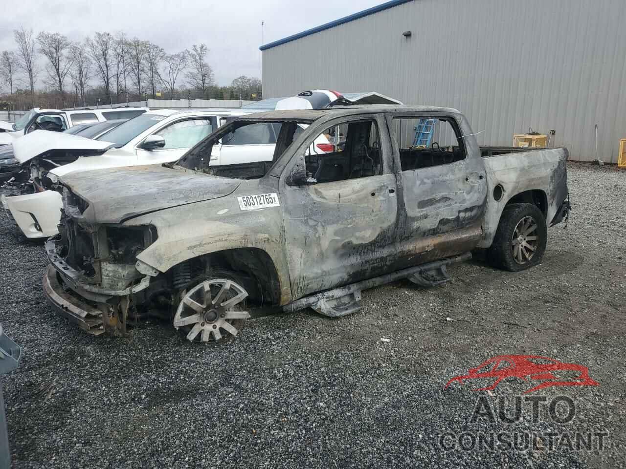 TOYOTA TUNDRA 2015 - 5TFAW5F18FX431430