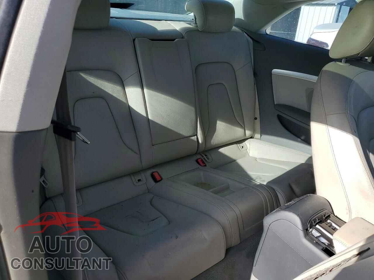 AUDI A5 2012 - WAULFAFR4CA003535
