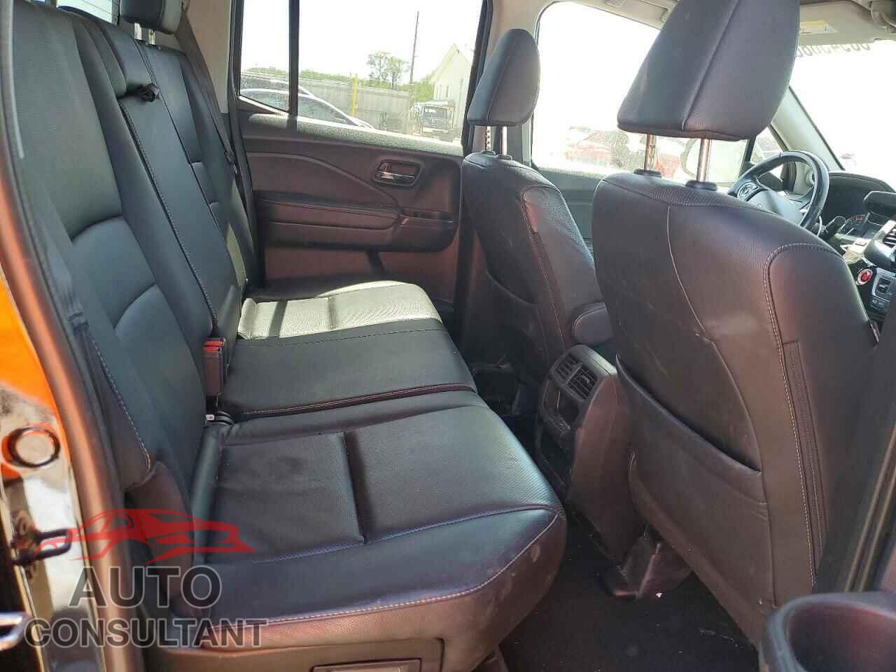 HONDA RIDGELINE 2018 - 5FPYK3F72JB009361