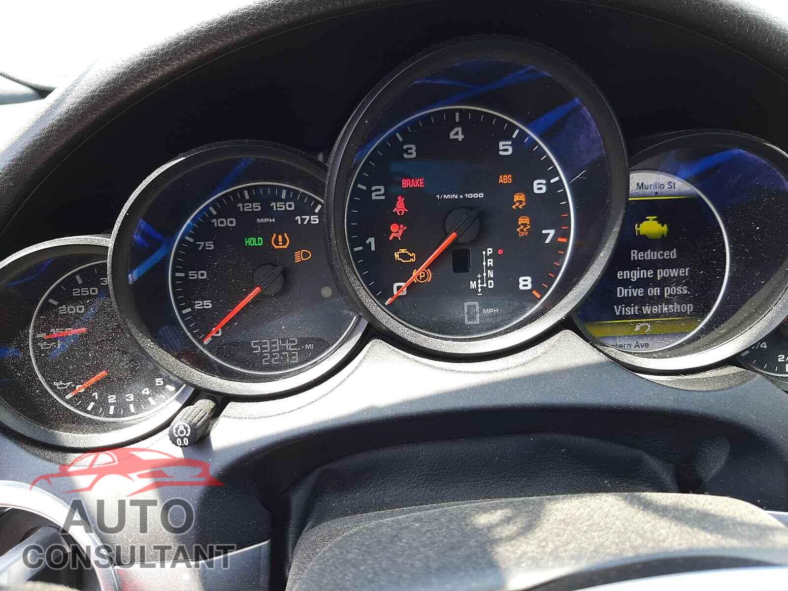 PORSCHE CAYENNE 2017 - WP1AA2A23HKA87100