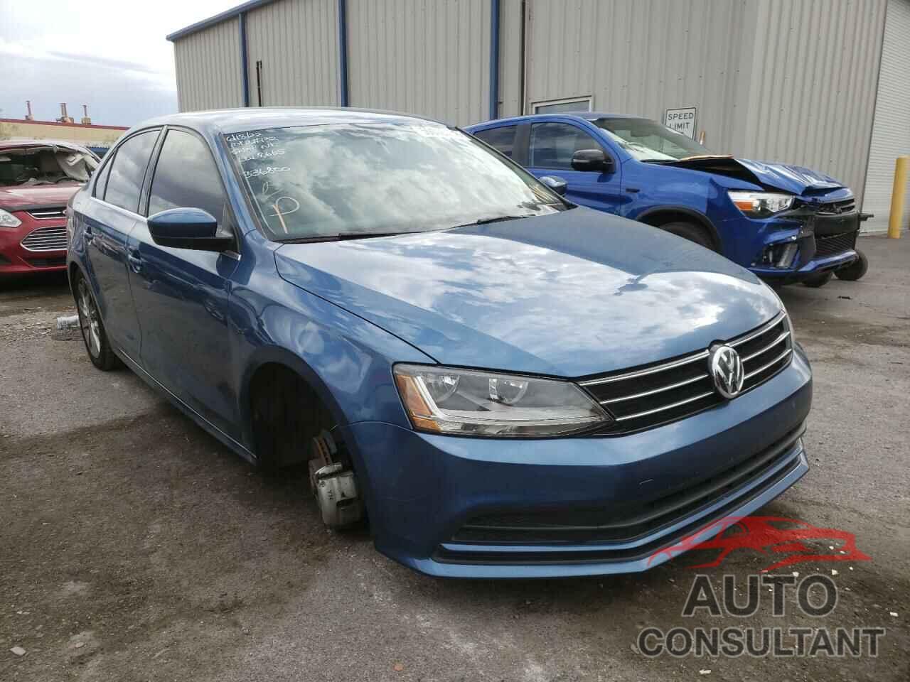VOLKSWAGEN JETTA 2017 - 3VW2B7AJ9HM367777